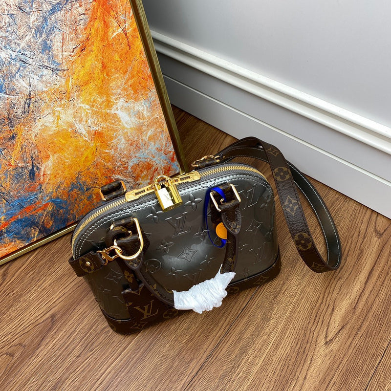 LOV2 Bags - Luxurious Bags  1695