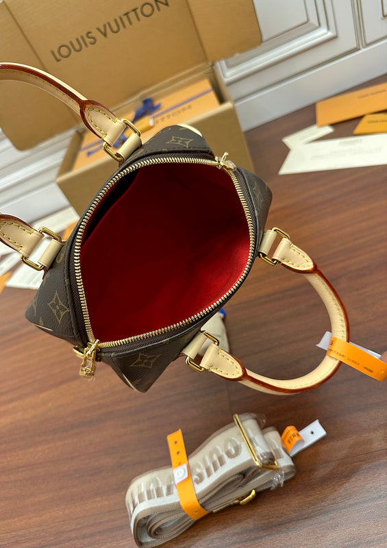 Glamy - LOV Bags - 1040