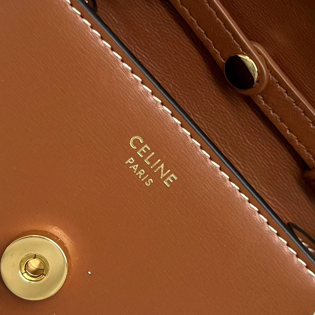 GLAMI Card Holder On Chain Triomphe Tan For Women 4in/11cm 10J743DPV.04LU