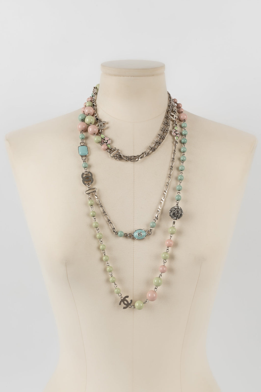 Collier pastel Chanel CroisiÃƒÆ’Ã‚Â¨re 2003