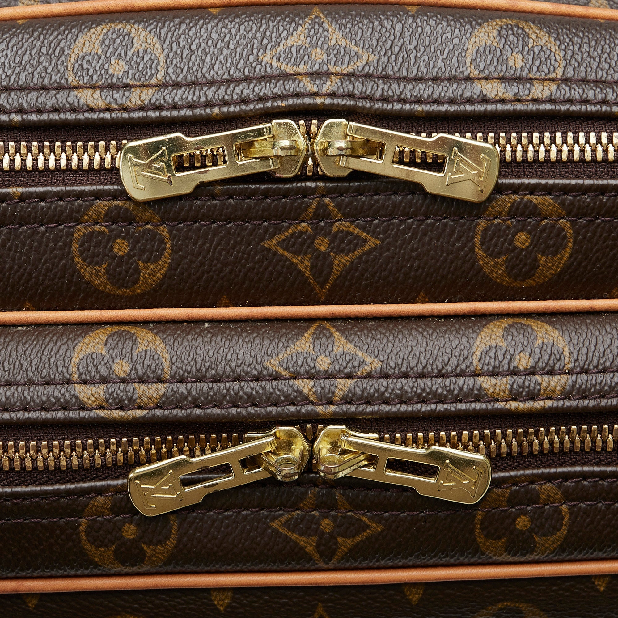 Louis Vuitton Reporter GM Monogram Canvas