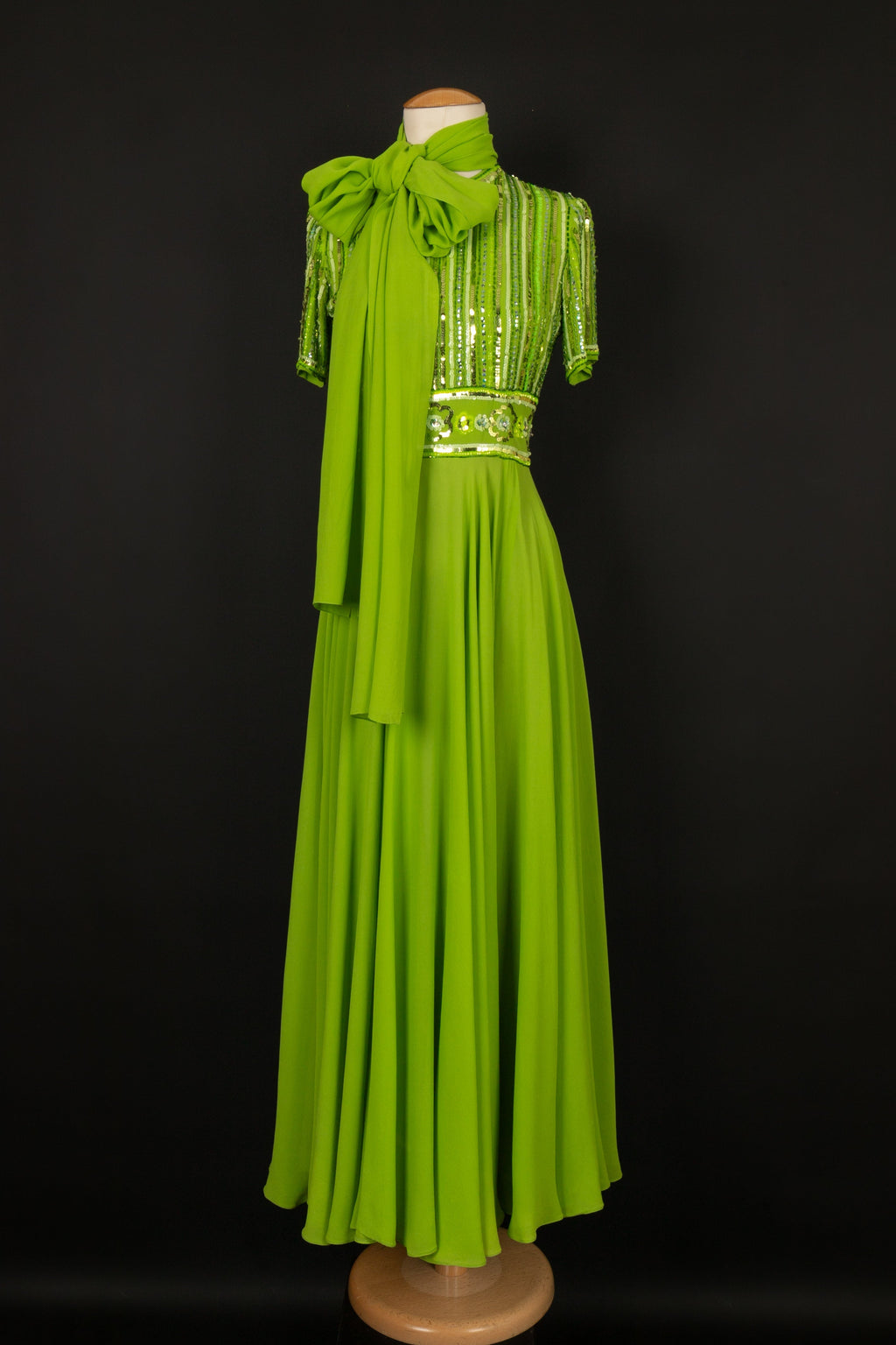 Robe verte en soie Carven