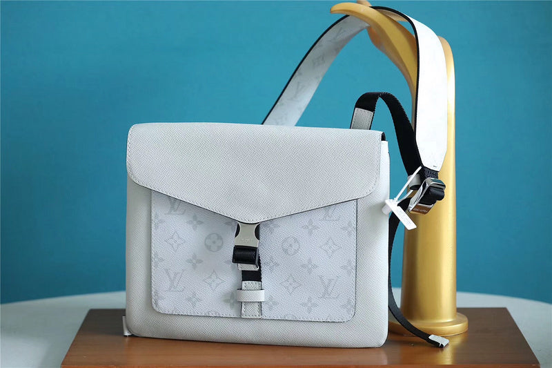 Fashion Lu-Vi bags - 3280