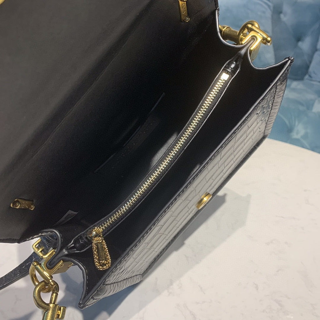GLAMI MeGLAMIum Devotion Bag Black For Women 9.5in/24cm