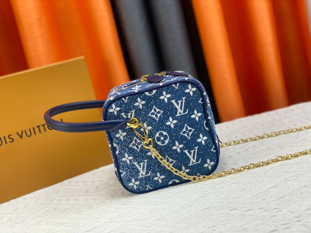 EN - New Arrival Bags LUV 677