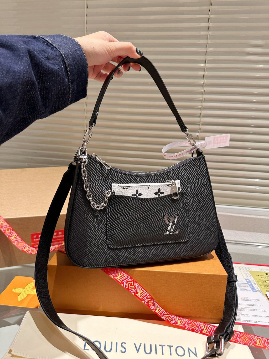 EN - Luxury Bags LUV 774