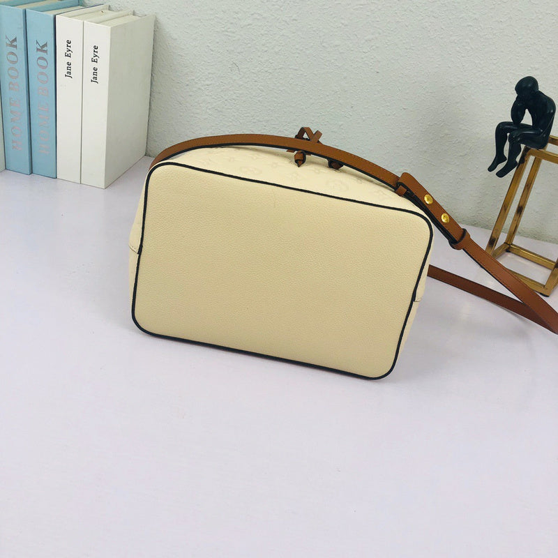 LOV2 Bags - Luxurious Bags  1751