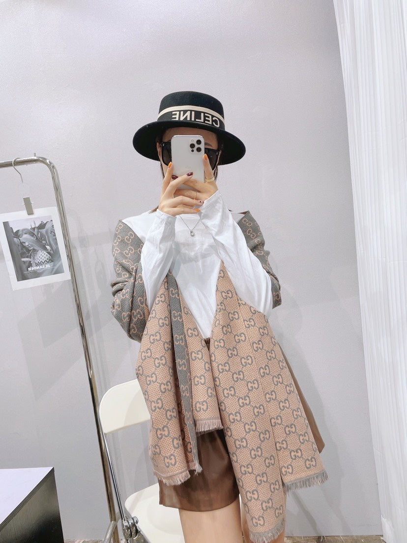EN - Luxury GCI Scarf 040