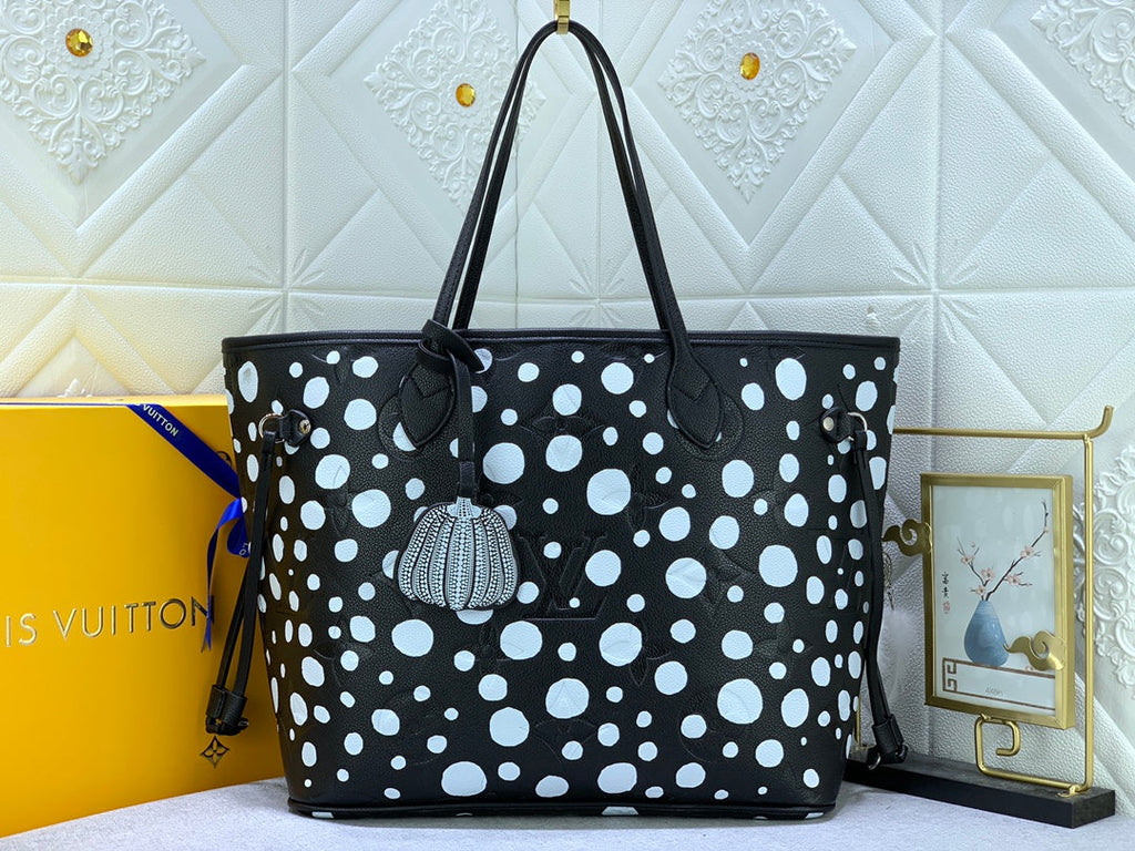 EN - New Bag LUV 653