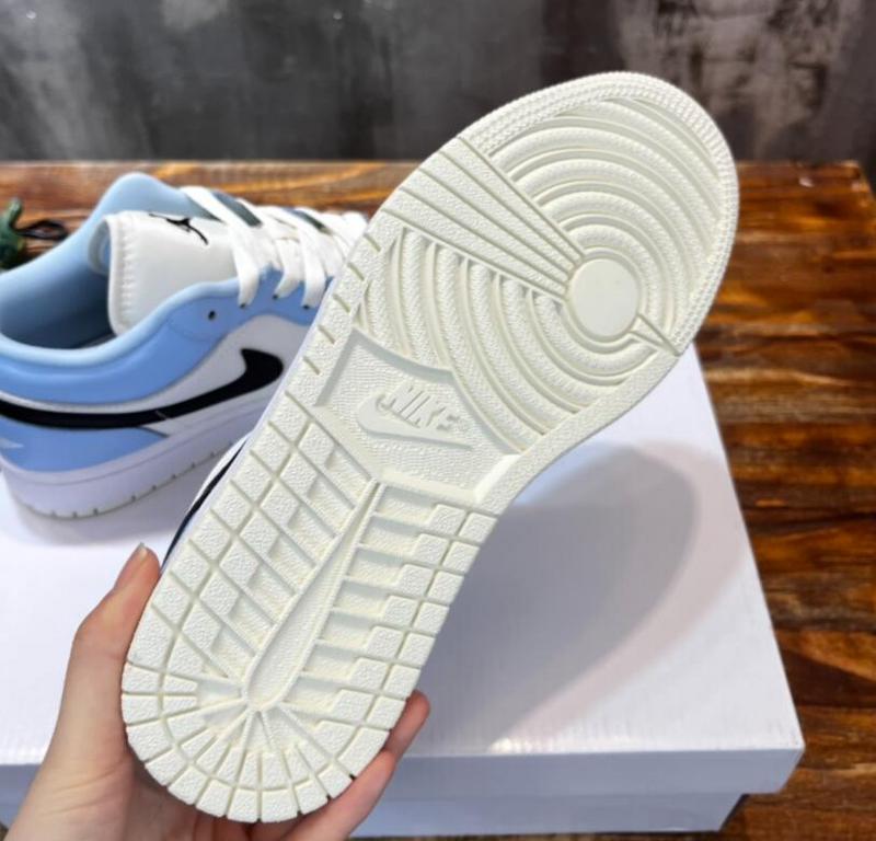 SAMC - NKE Shoes - 855