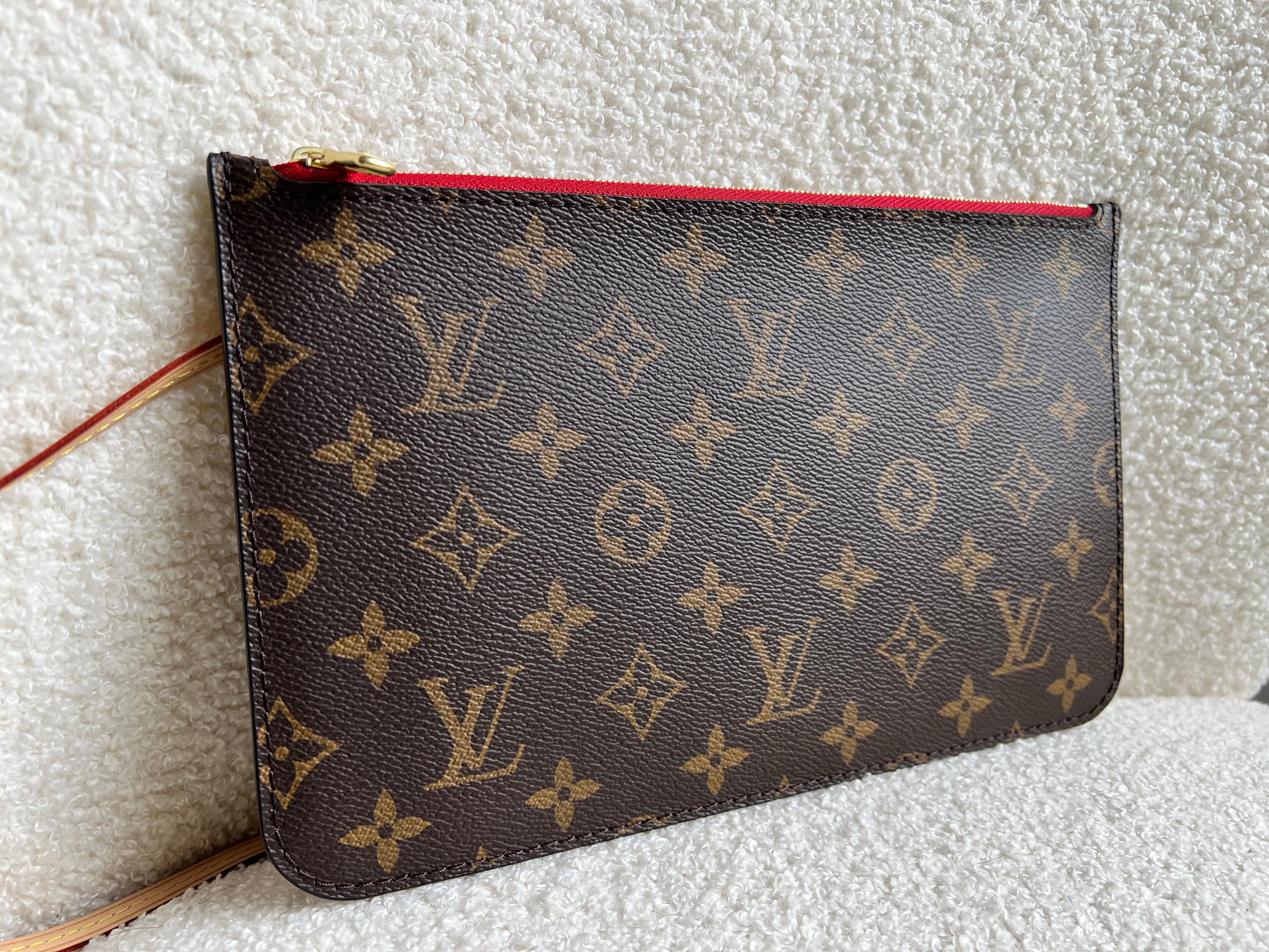 Louis Vuitton Pouch (from Neverfull MM) in Monogram