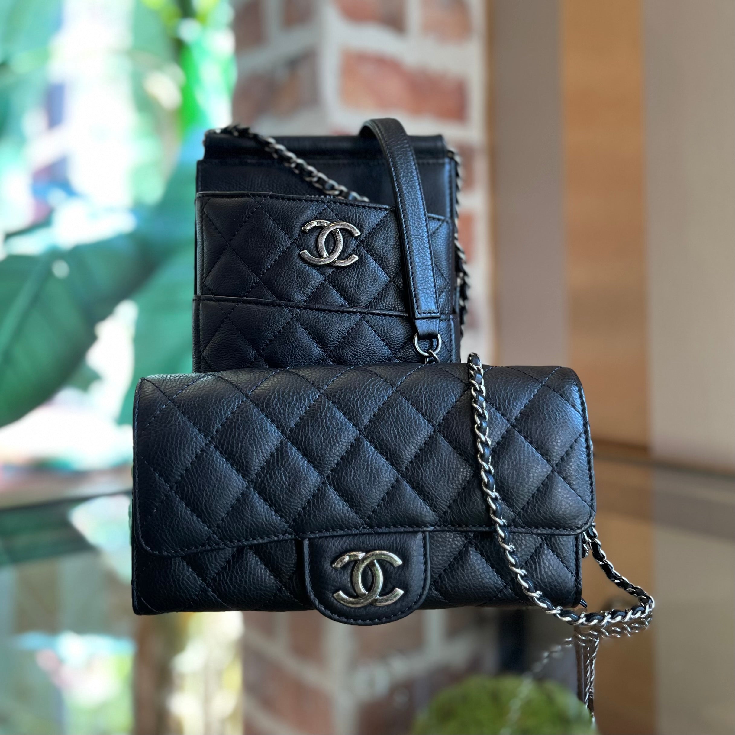 CHANEL CC Waiter Caviar Crossbody Bag