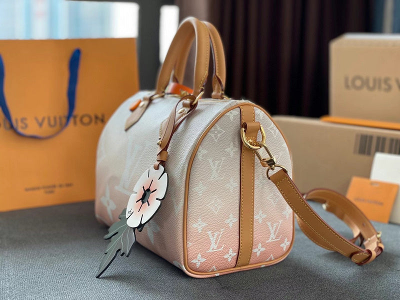LOV2 Bags - Luxurious Bags  2523