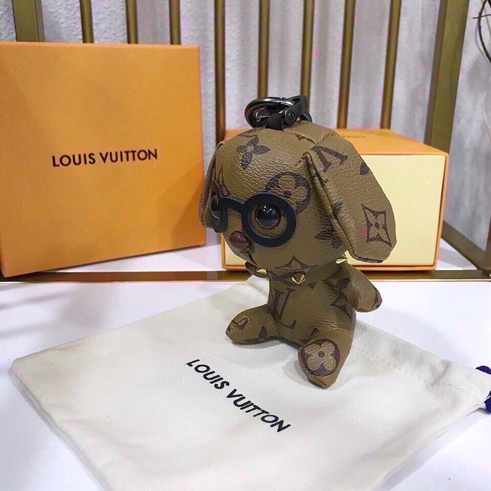 EN - Lux Keychains LUV 047