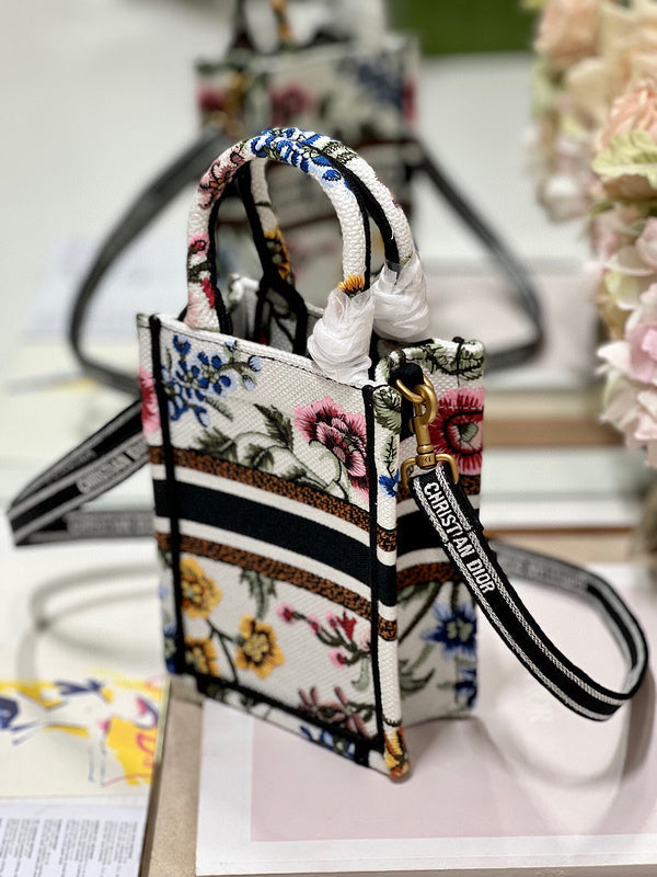 ELE - Dir Bags - 739