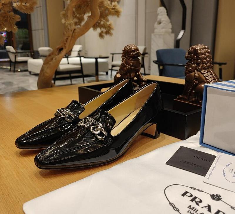 GlamyWomen Shoes - 187