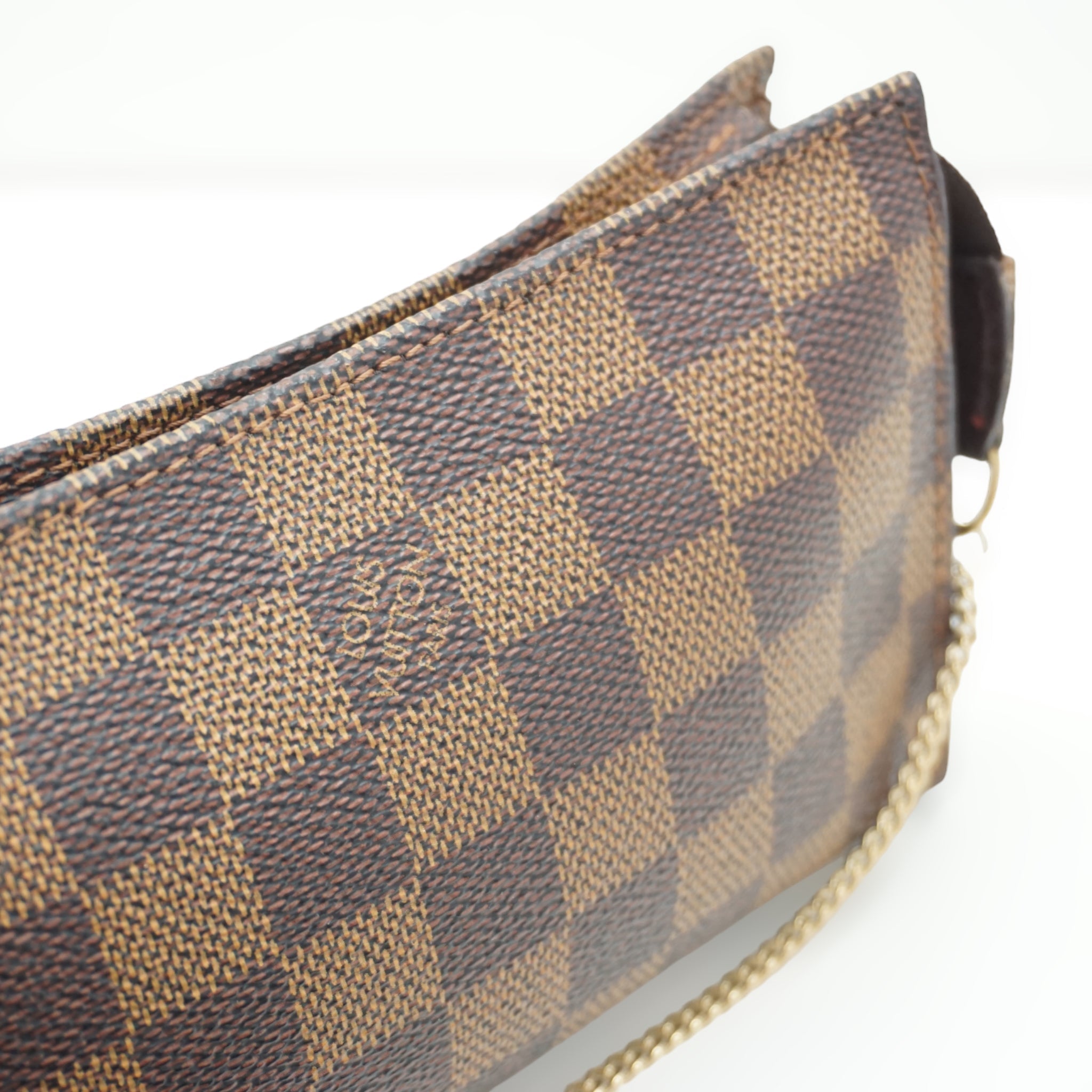 Louis Vuitton Mini Damier Pochette