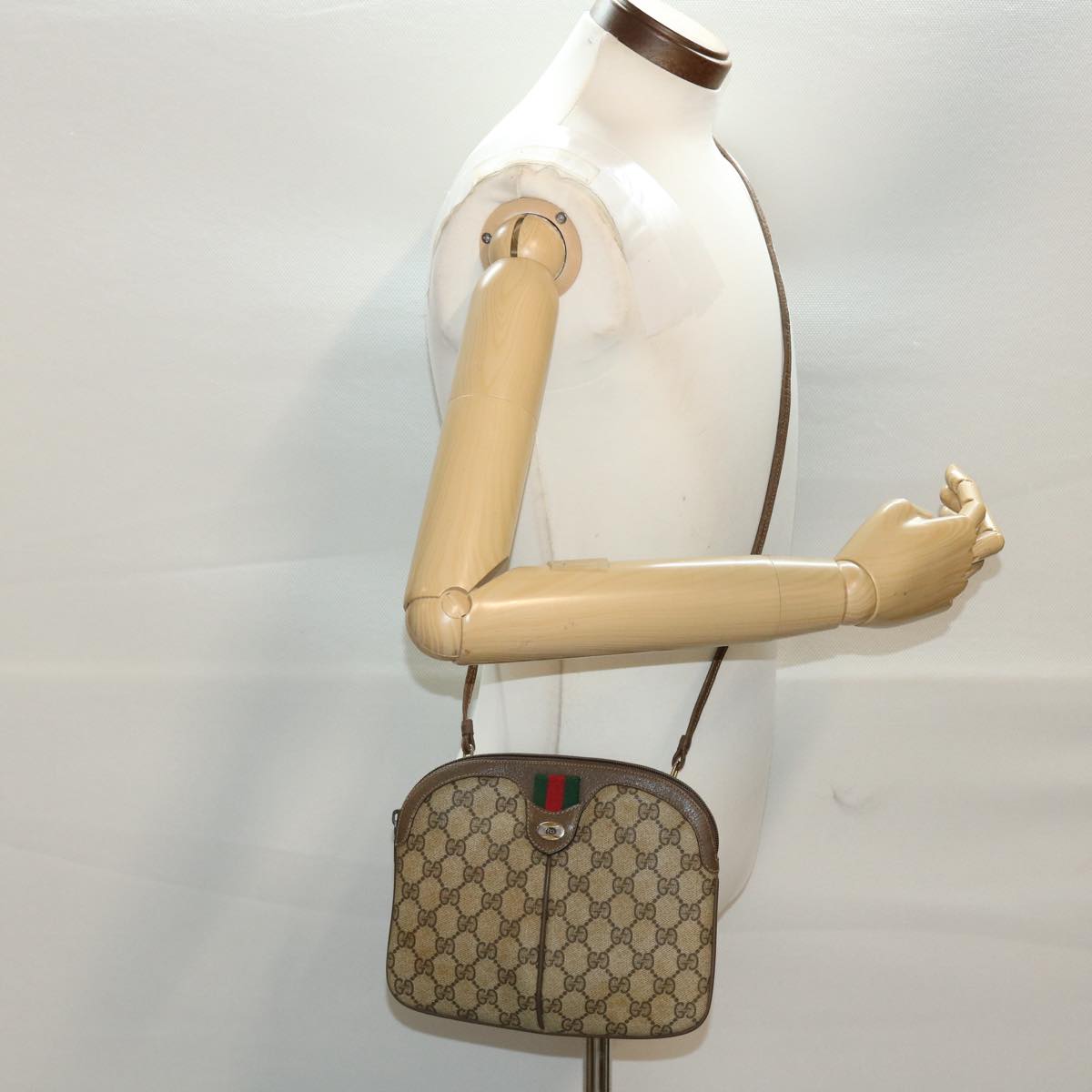 GUCCI GG Canvas Web Sherry Line Shoulder Bag Beige Red 904.02.047 44304