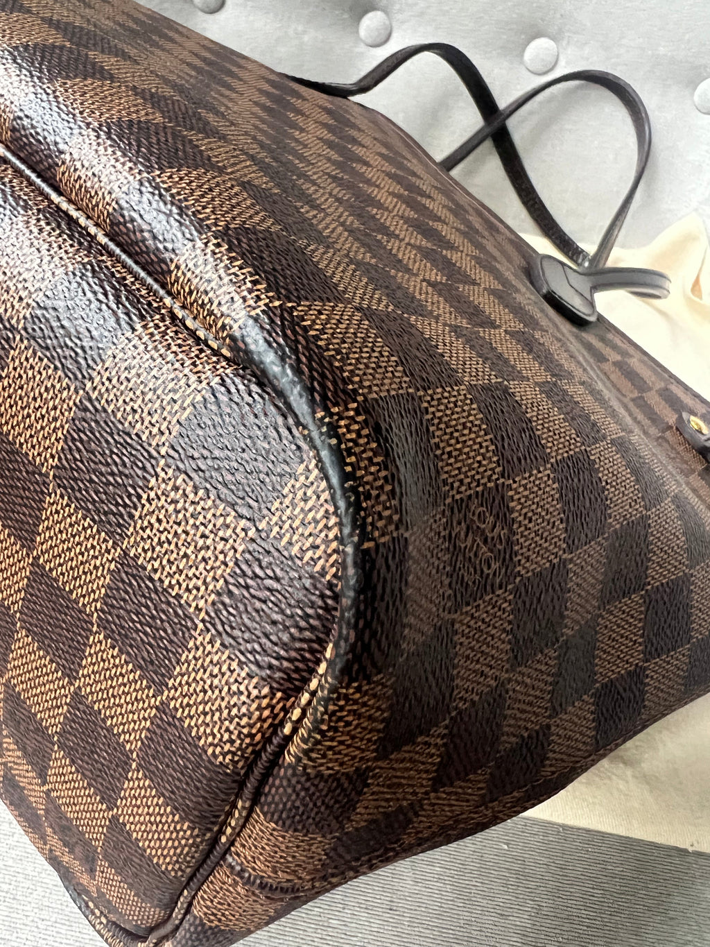 Louis Vuitton Neverfull MM Damier Ebene Cherry Interior (RRP £1,410)