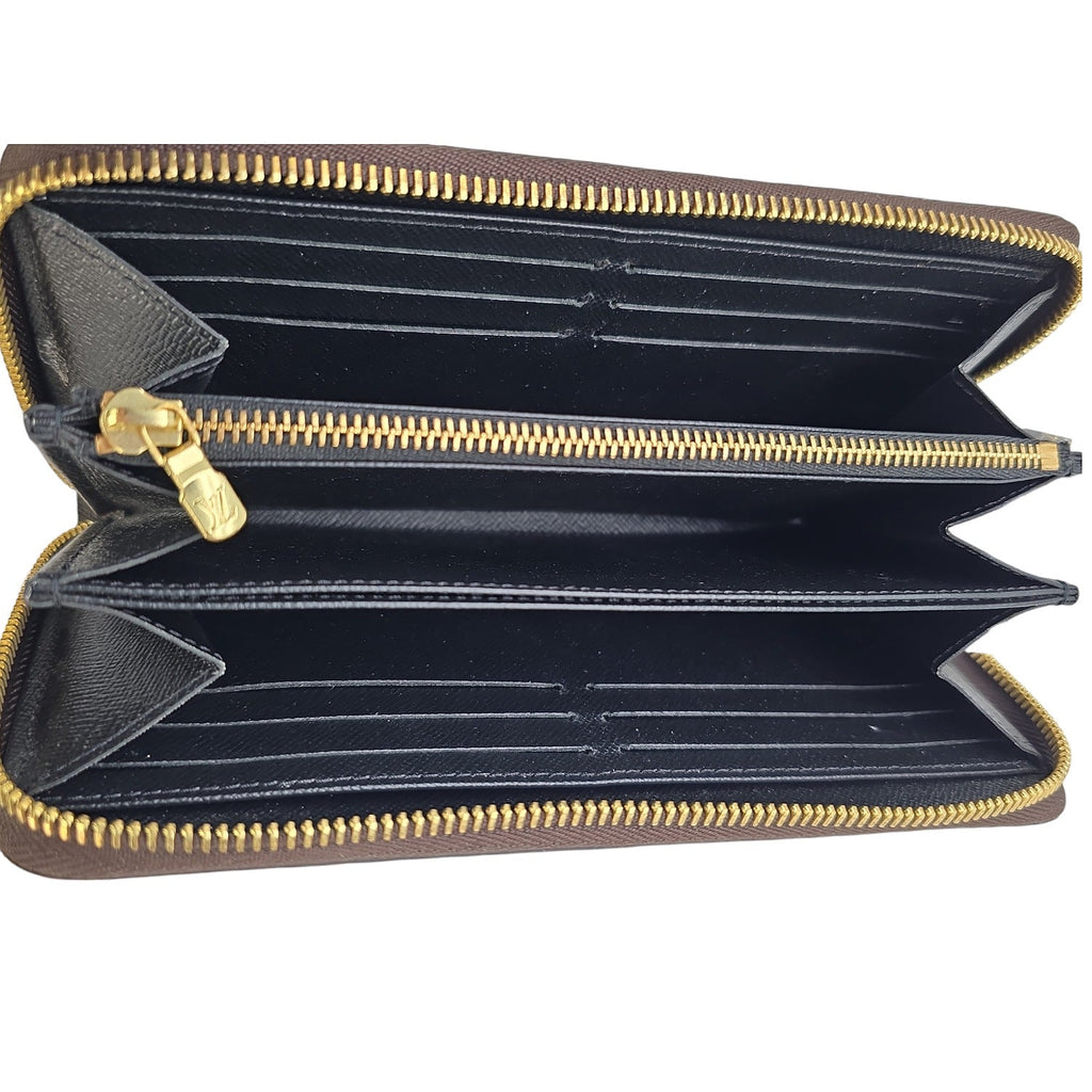 Louis Vuitton Reverse Giant Monogram Zippy Wallet