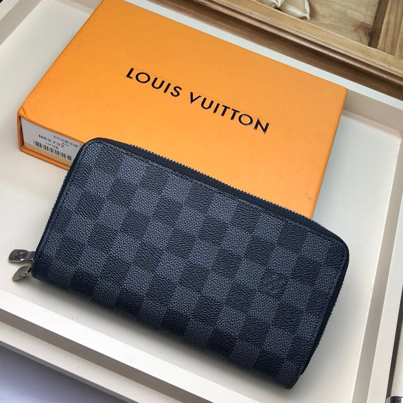 LOV2 Bags - Luxurious Bags  2349