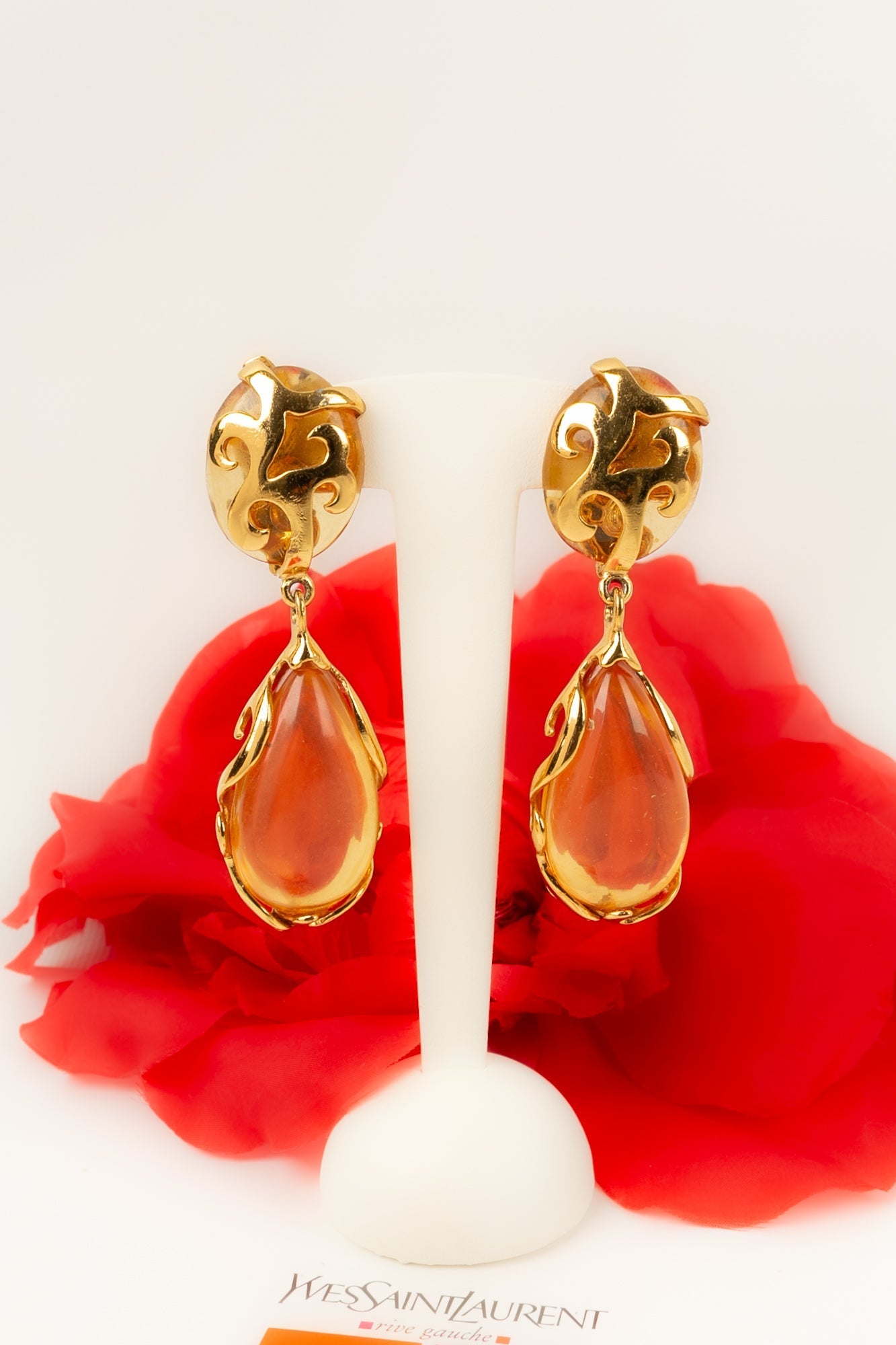 Boucles d'oreilles Yves Saint Laurent