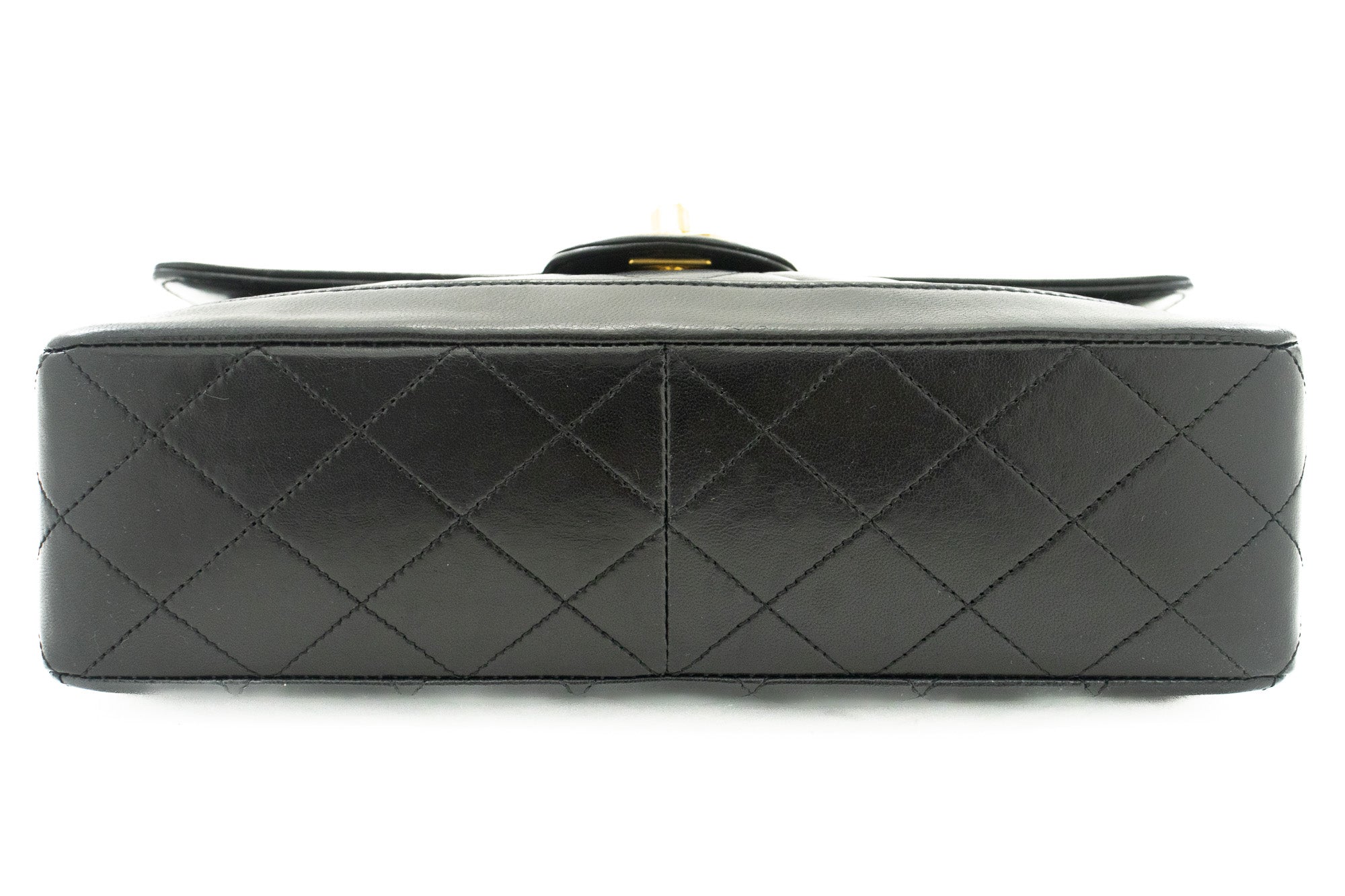 CHANEL Vintage Classic Chain Shoulder Bag Flap Quilted Lambskin j97