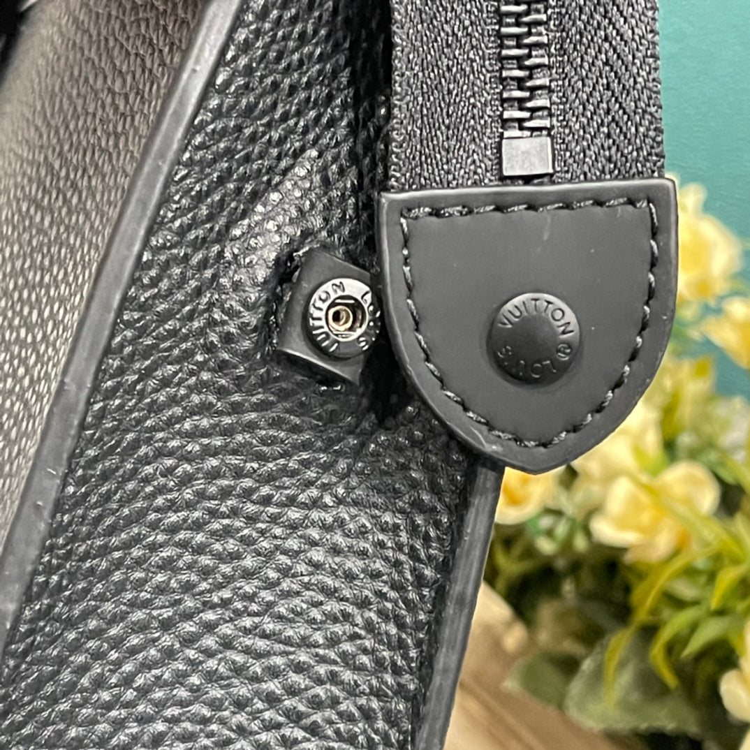 EN - Luxury Bags LUV 858