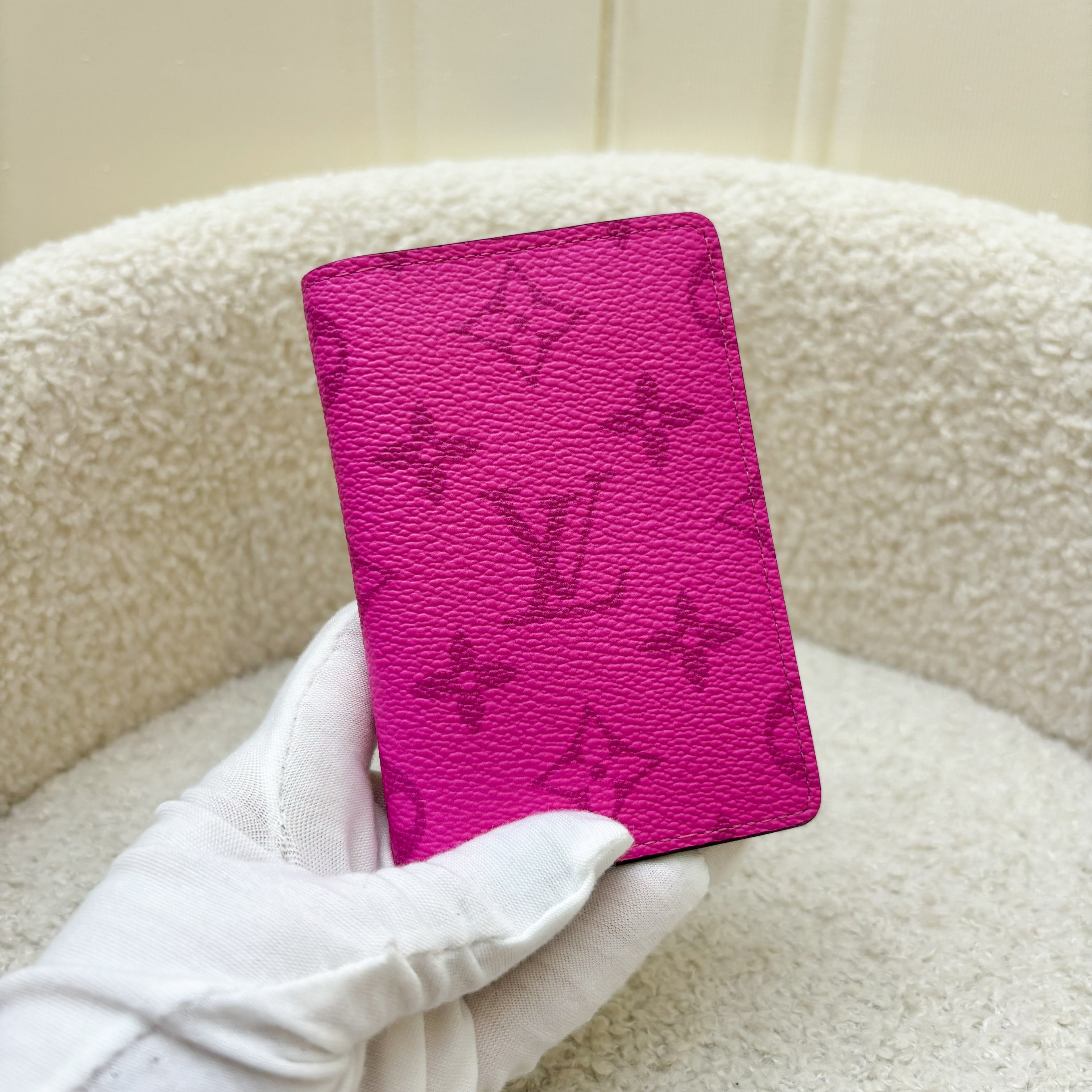LV Pocket Organizer Taigarama in Fuchsia Pink Monogram Canvas