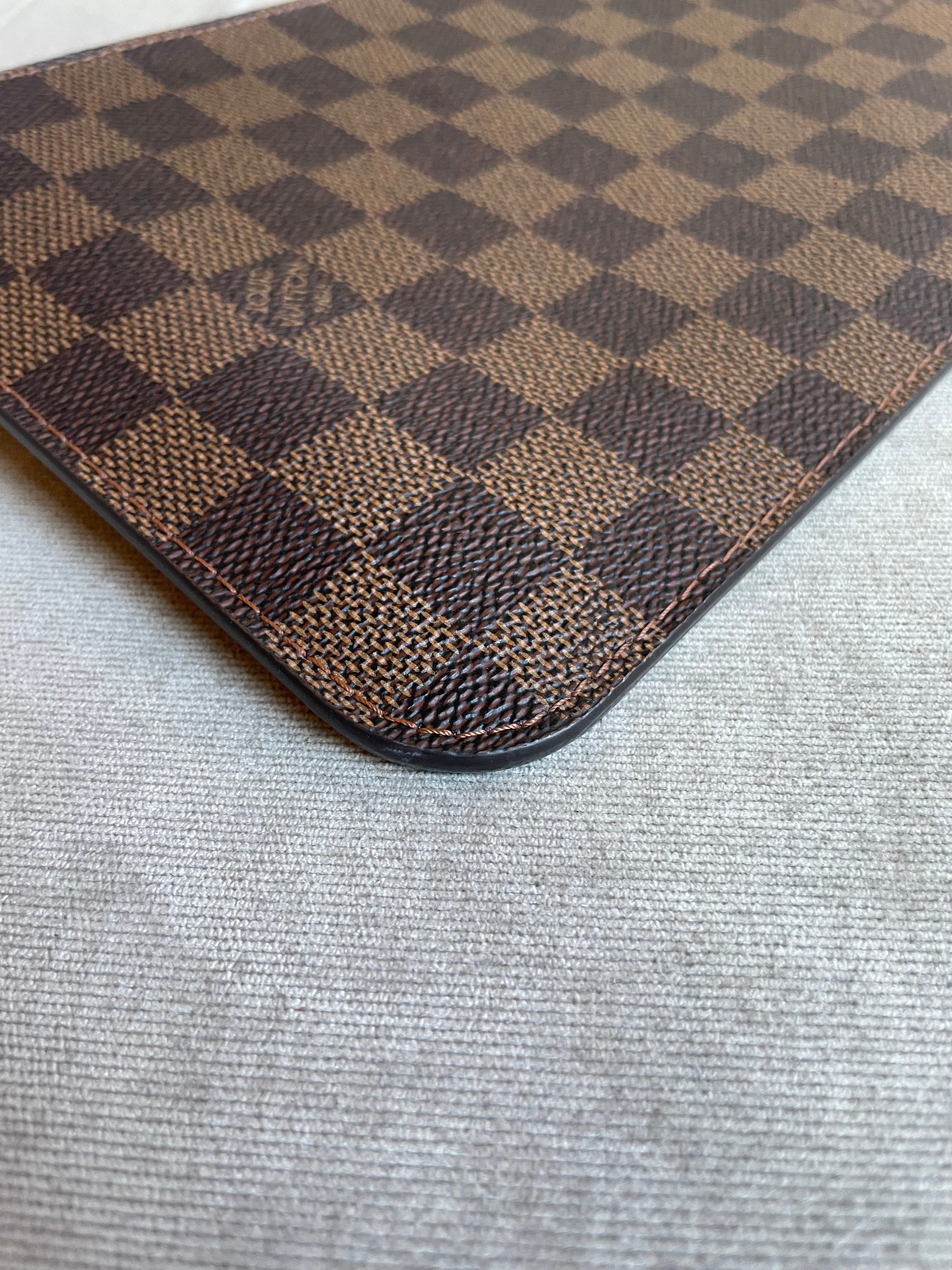 Louis Vuitton Pouch (from Neverfull MM) in Damier Ebene