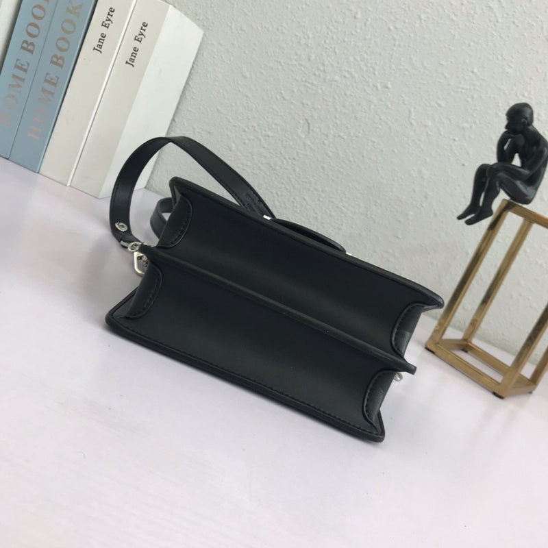 LOV2 Bags - Luxurious Bags  2056