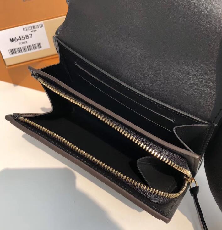 SAMC - Mix Wallets - 061