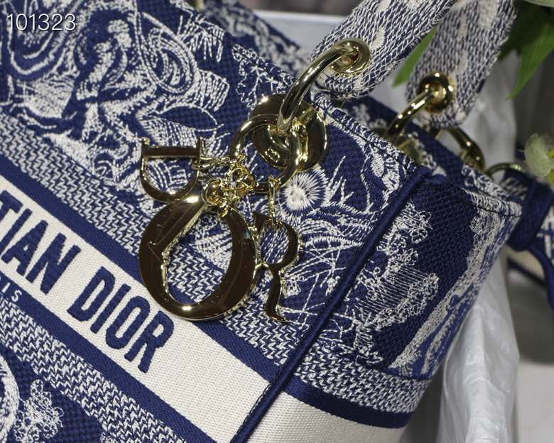 ELE - Dir Bags - 085