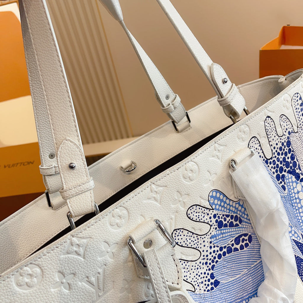 EN - Luxury Bags LUV 731