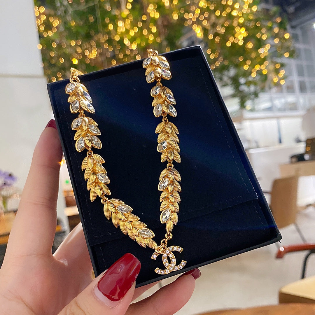 EN - Lux Necklace CHL054