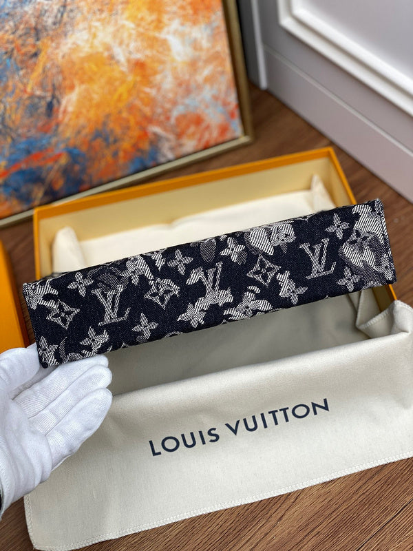LOV2 Bags - Luxurious Bags  2322