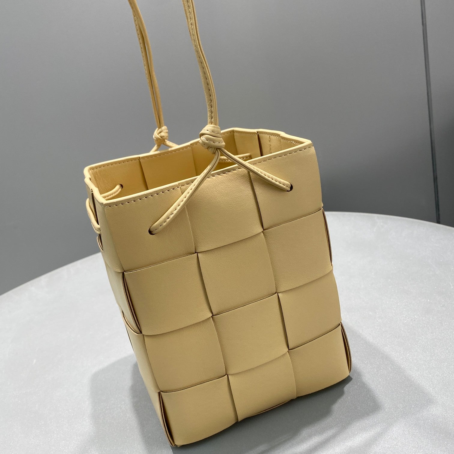 GLAMI Mini Cassette Bucket Bag Beige, For Women, Bags 5.5in/14cm 680217VCQC49776