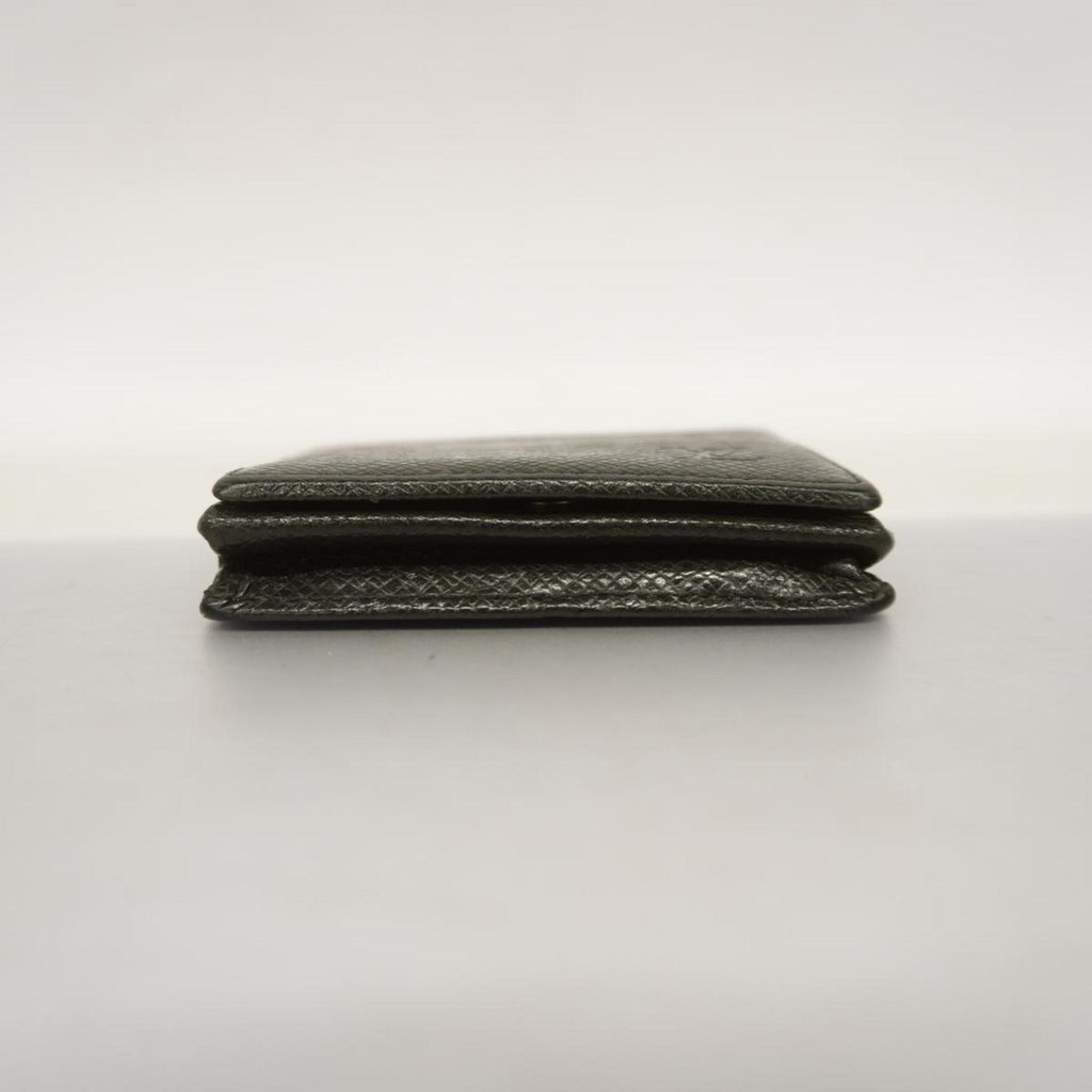 Louis Vuitton Taiga  Leather Wallet  ()