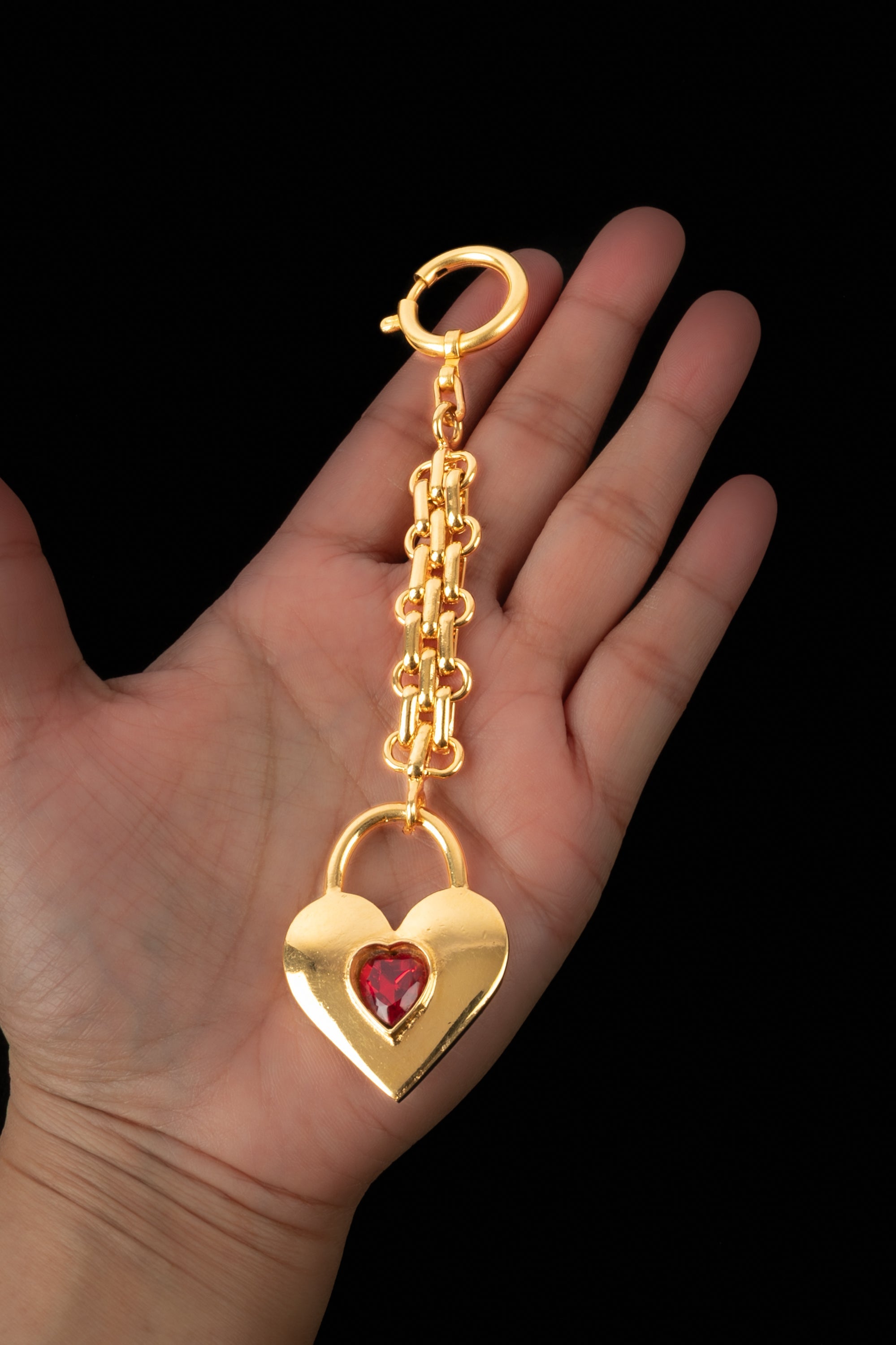 Porte clé coeur Chanel 1988