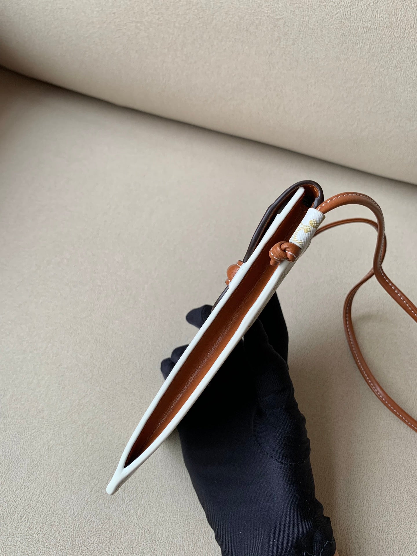 GLAMI Phone Pouch With GlamIap In Triomphe Canvas And Lambskin White/Tan For Women 7in/18cm 10G332CQD.01TA