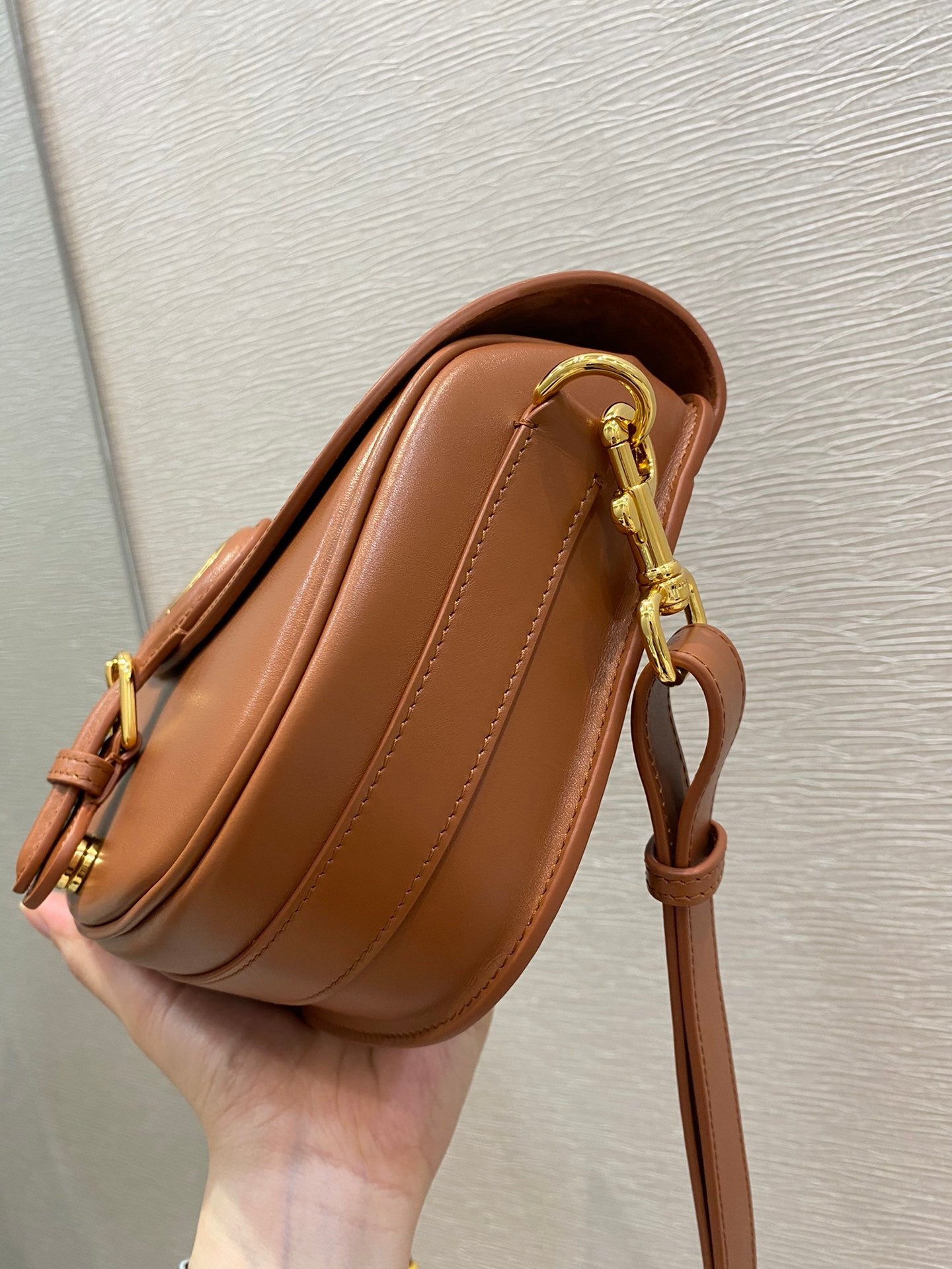 GLAMI Brown MeGLAMIum BoGLAMIy Bag For Women 22cm/9in