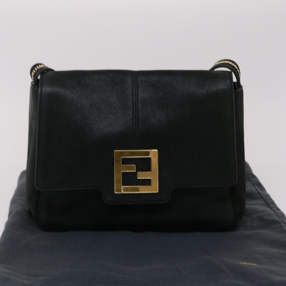 FENDI Shoulder Bag Leather Black 45641