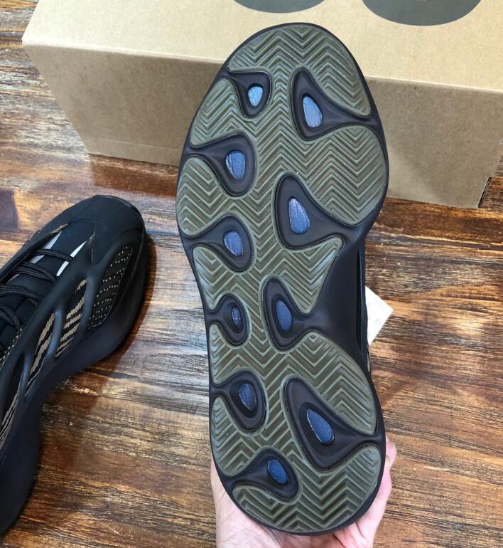 SAMC - YZO Sneakers - 286