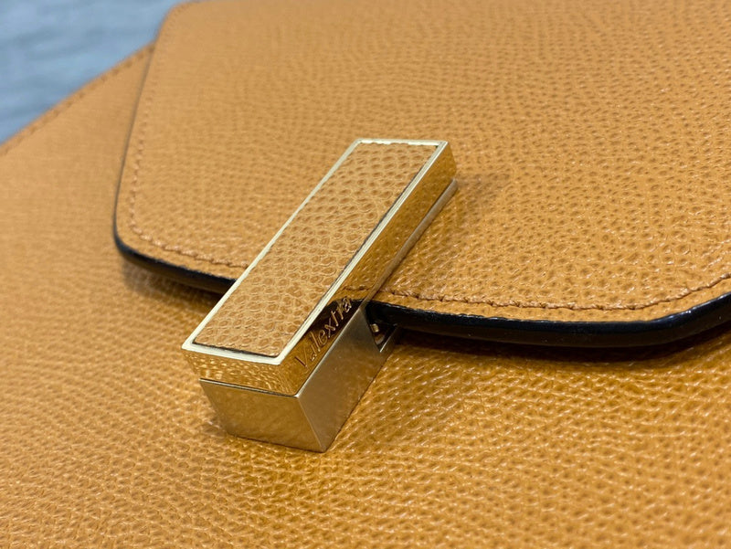 ELE - HMS Bags - 026
