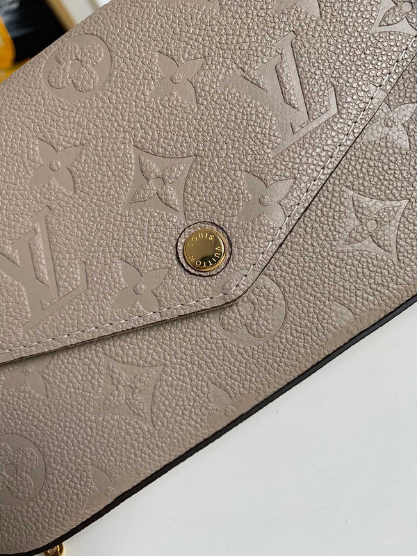 LOV2 Bags - Luxurious Bags  1819