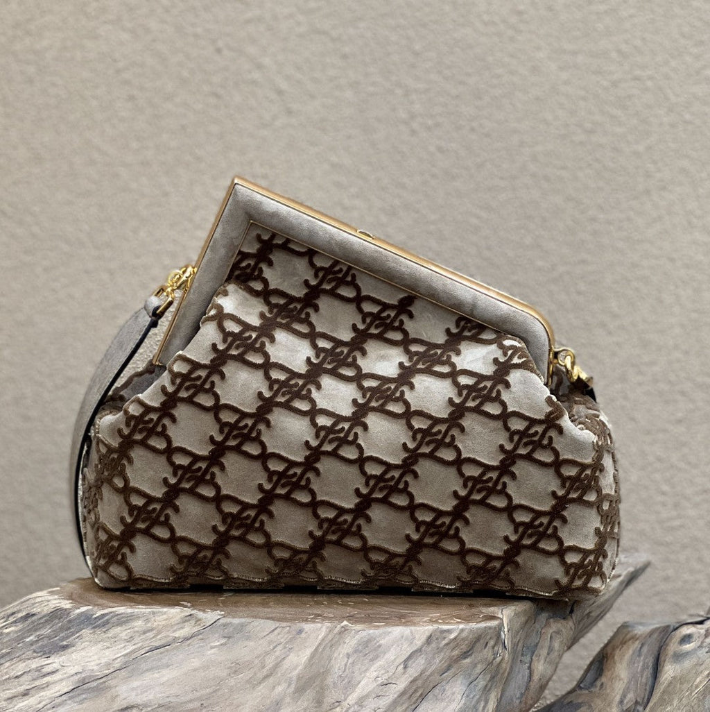 FI First MeGLAMIum Gray Bag For Woman 32.5cm/13in