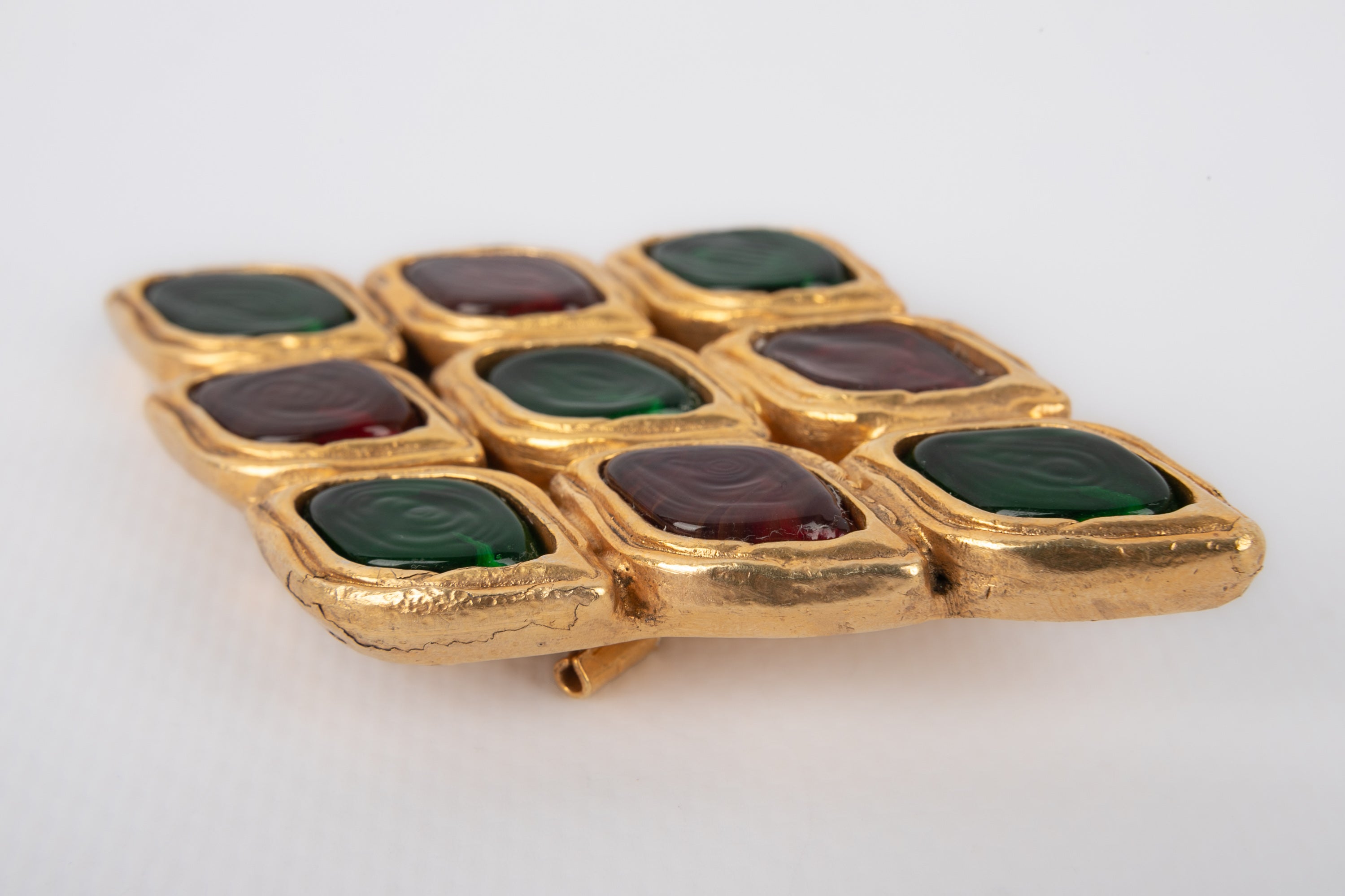 Broche losange Chanel