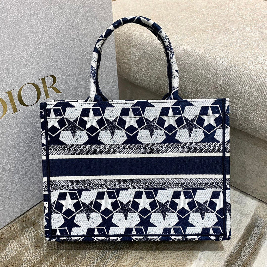 GLAMI MeGLAMIum Book Tote Bag in Ãƒâ€°toile Embroidery Bag, Blue/White, For Women WomenÃ¢â‚¬â„¢s Handbags, 36cm CD