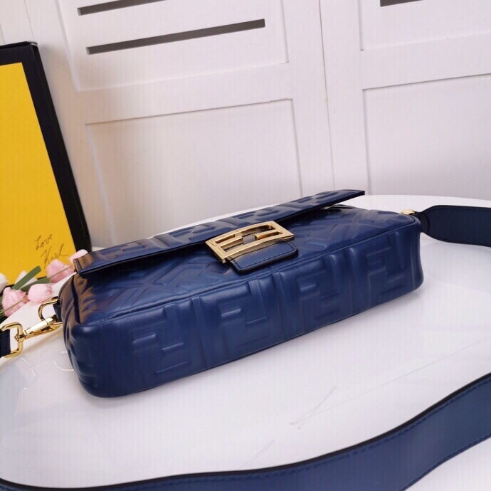 FI Baguette Chain MiGLAMI MeGLAMIum Dark Blue Bag For Woman 26cm/10in