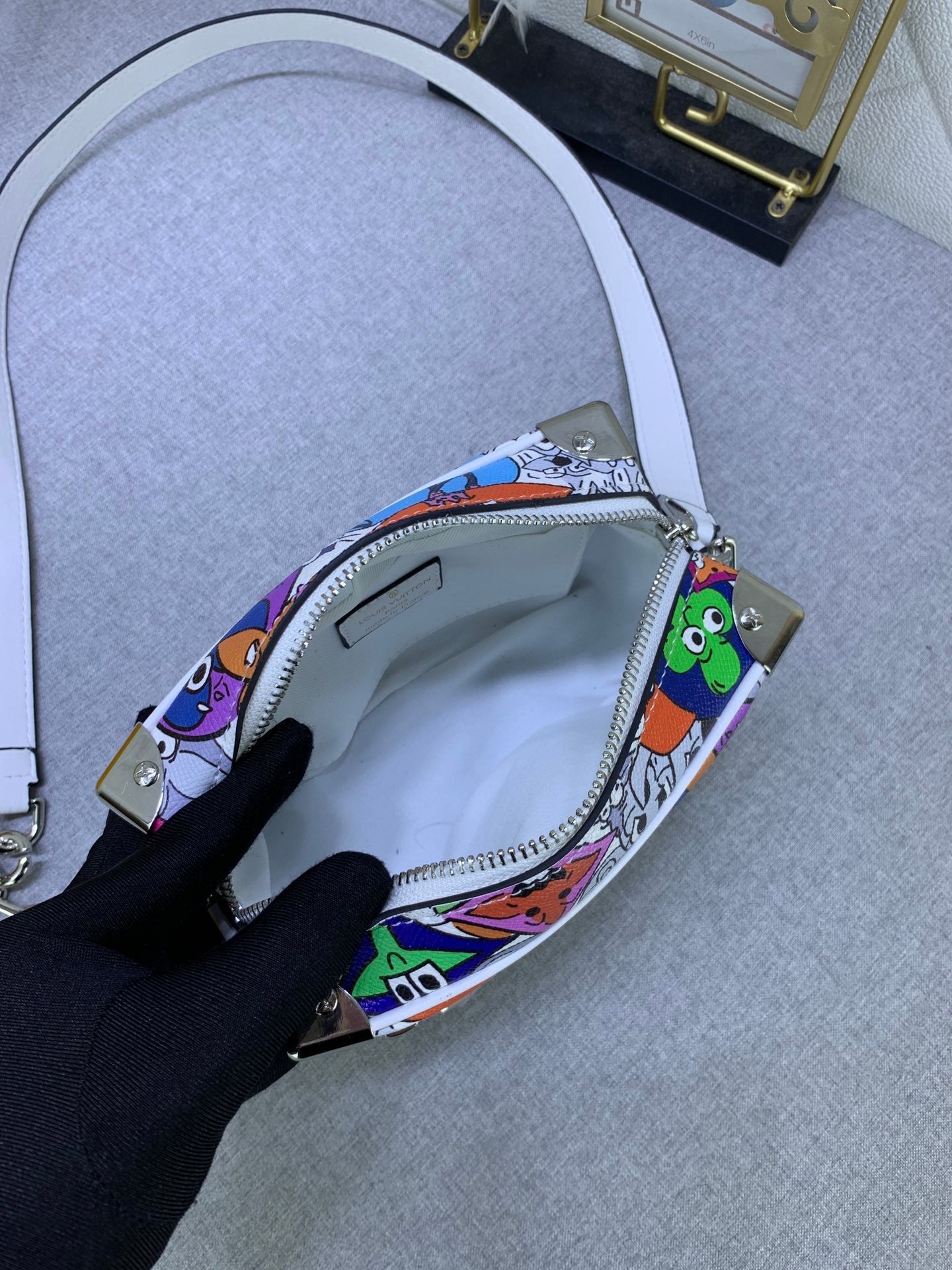 EN - New Bag LUV 646